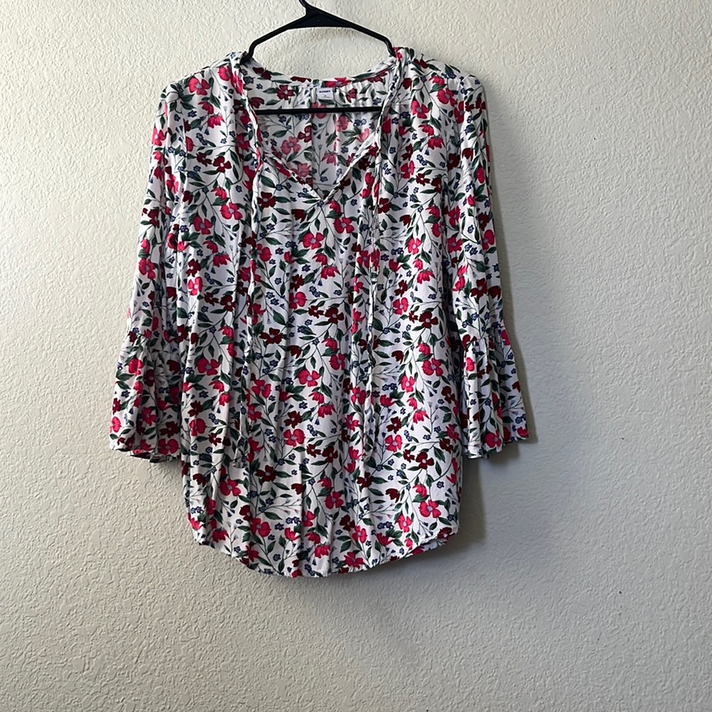 Floral blouse, loose fitting